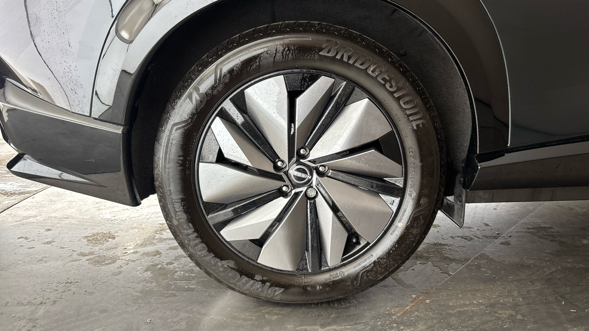 4020611 178kW Advance 87kWh 22kWCh 5dr Auto [Sky Pack]