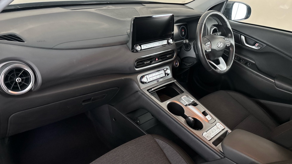 HYUNDAI KONA Image 10