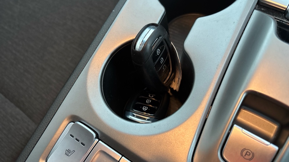 HYUNDAI KONA 2 keys