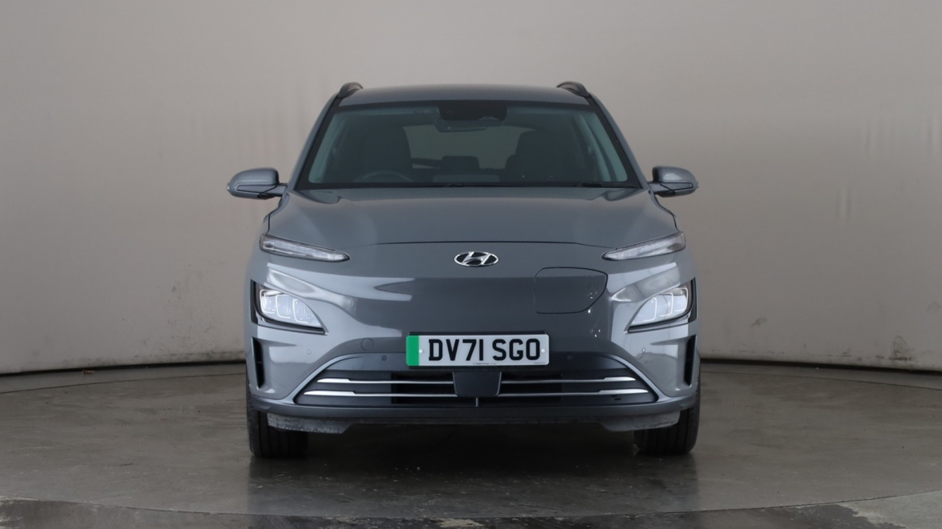 4020796 150kW Premium 64kWh 5dr Auto