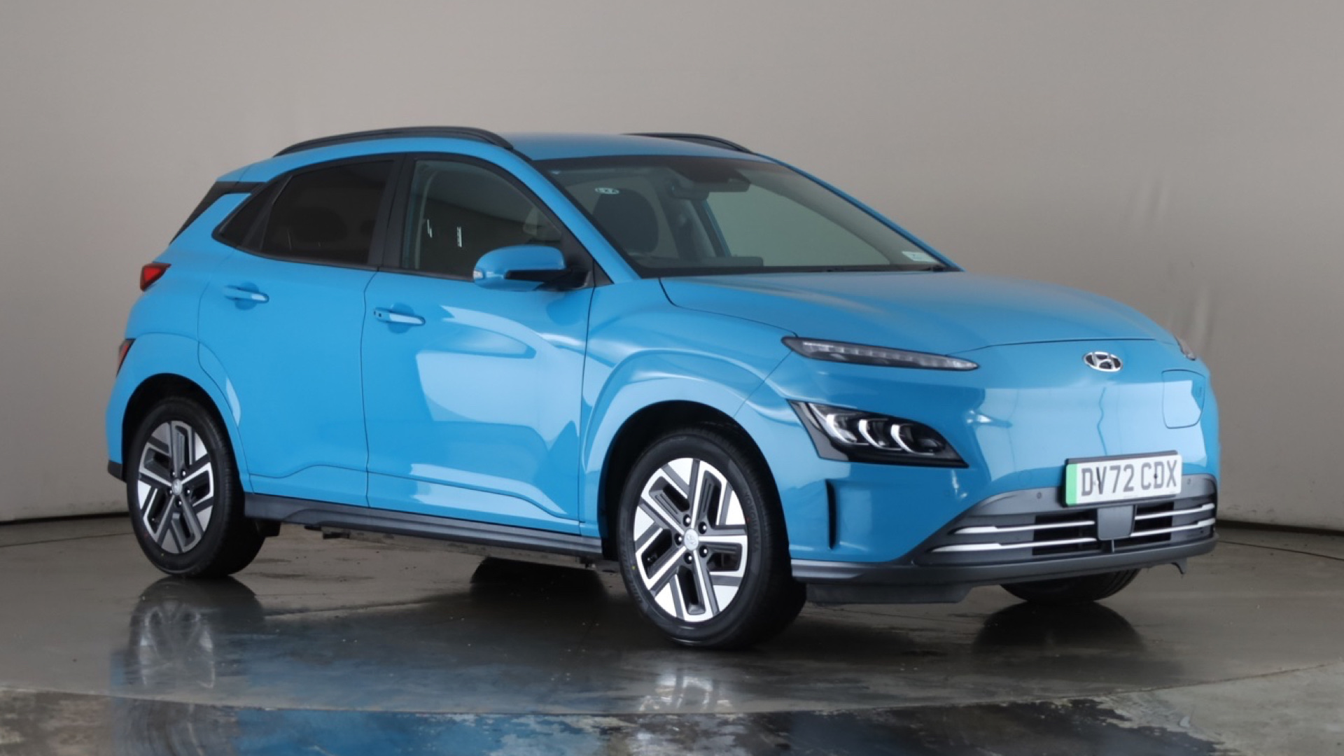 4020699 150kW Premium 64kWh 5dr Auto