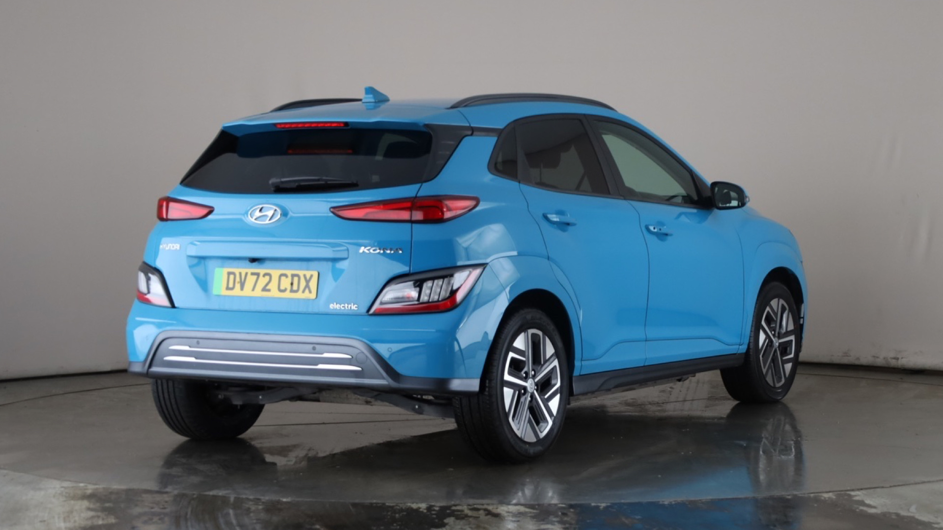 4020699 150kW Premium 64kWh 5dr Auto