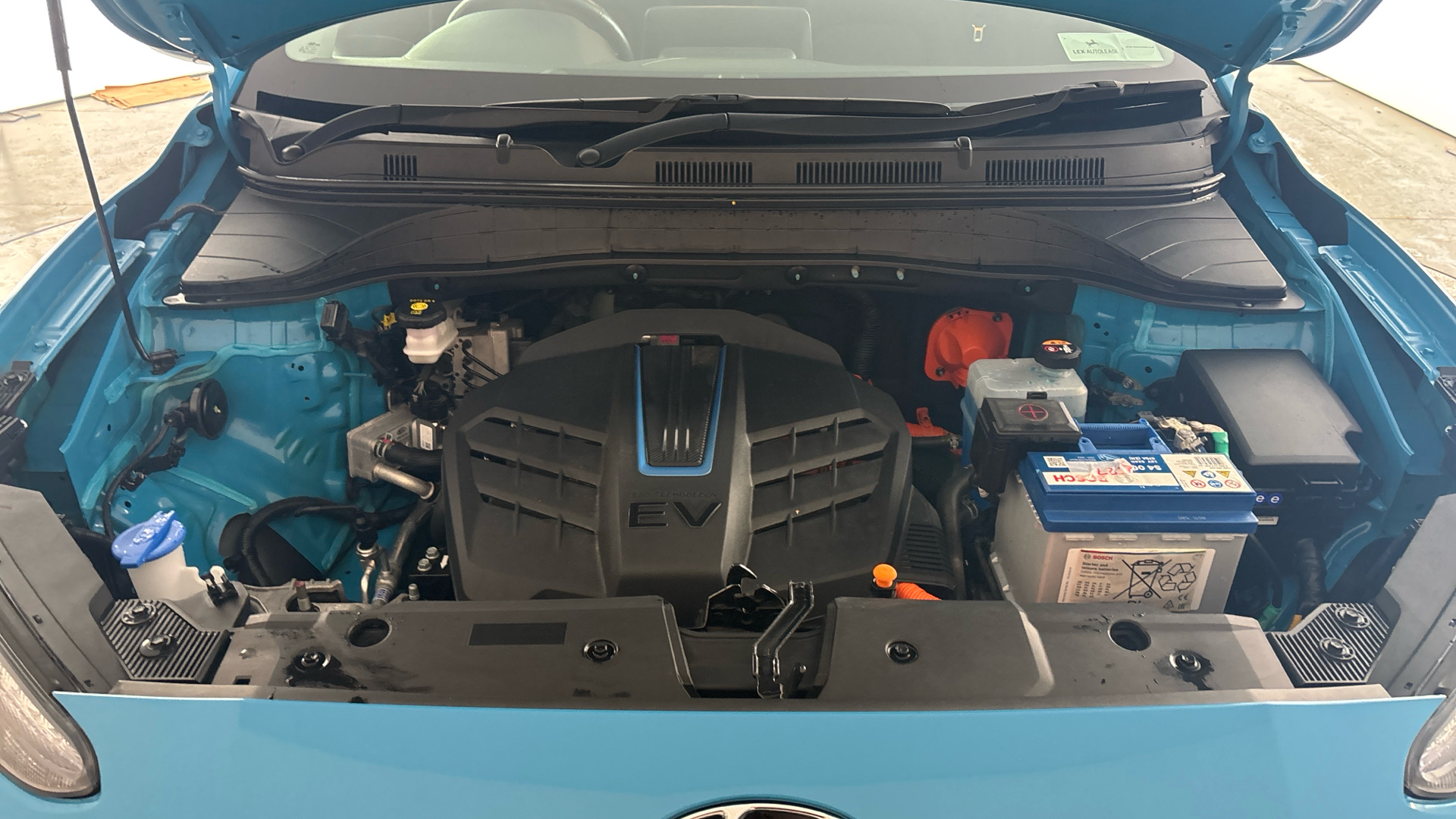 4020699 150kW Premium 64kWh 5dr Auto