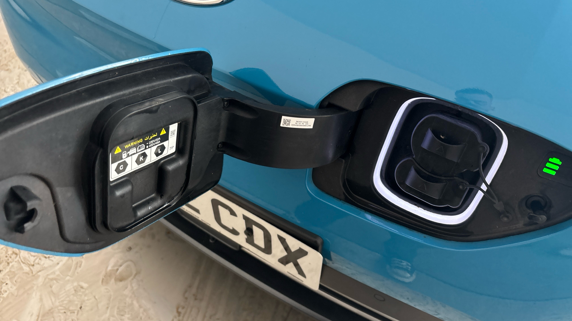 4020699 150kW Premium 64kWh 5dr Auto