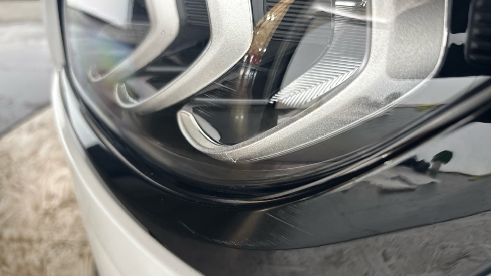 HYUNDAI KONA Scratches
