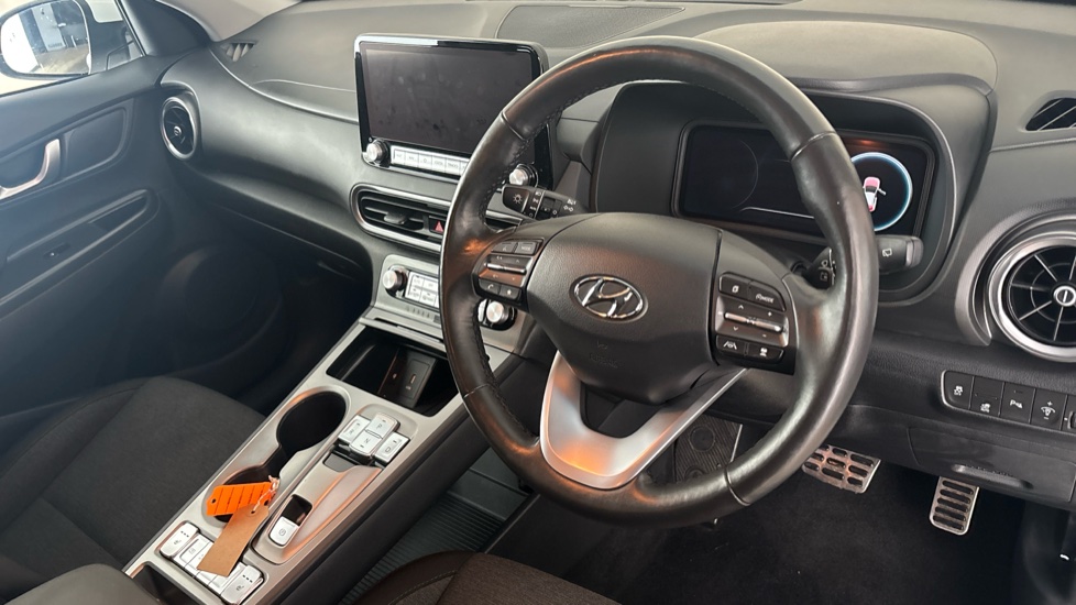 HYUNDAI KONA Image 9