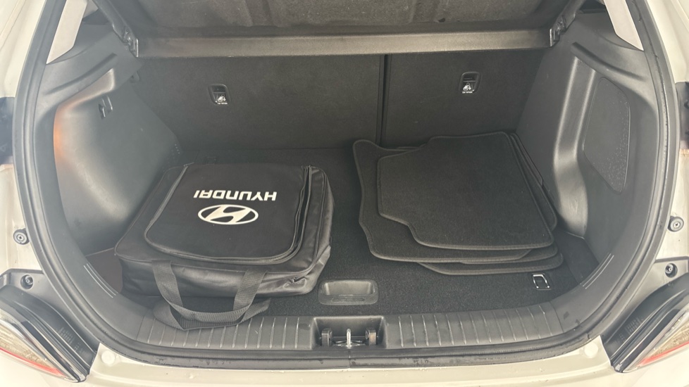 HYUNDAI KONA Image 15