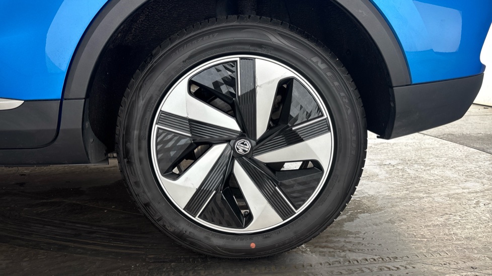 MG ZS Image 18