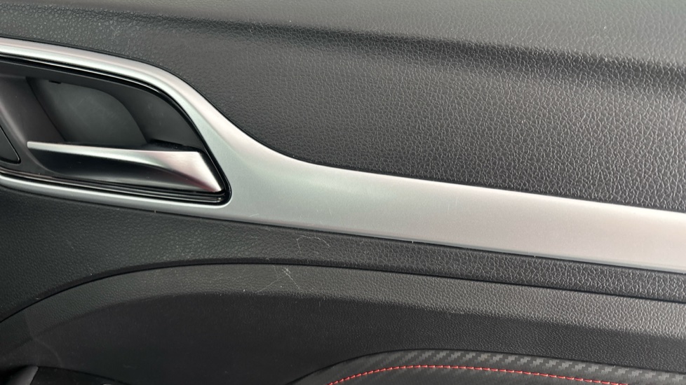 MG ZS Scratches