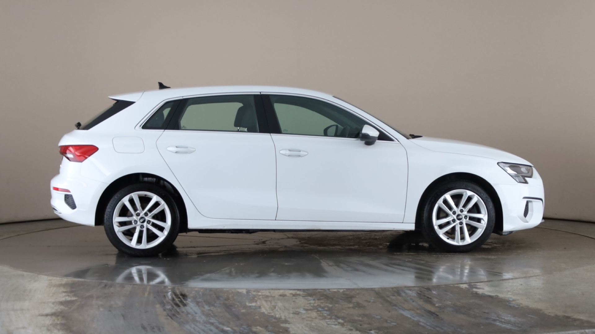 4020655 40 TFSI e Sport 5dr S Tronic