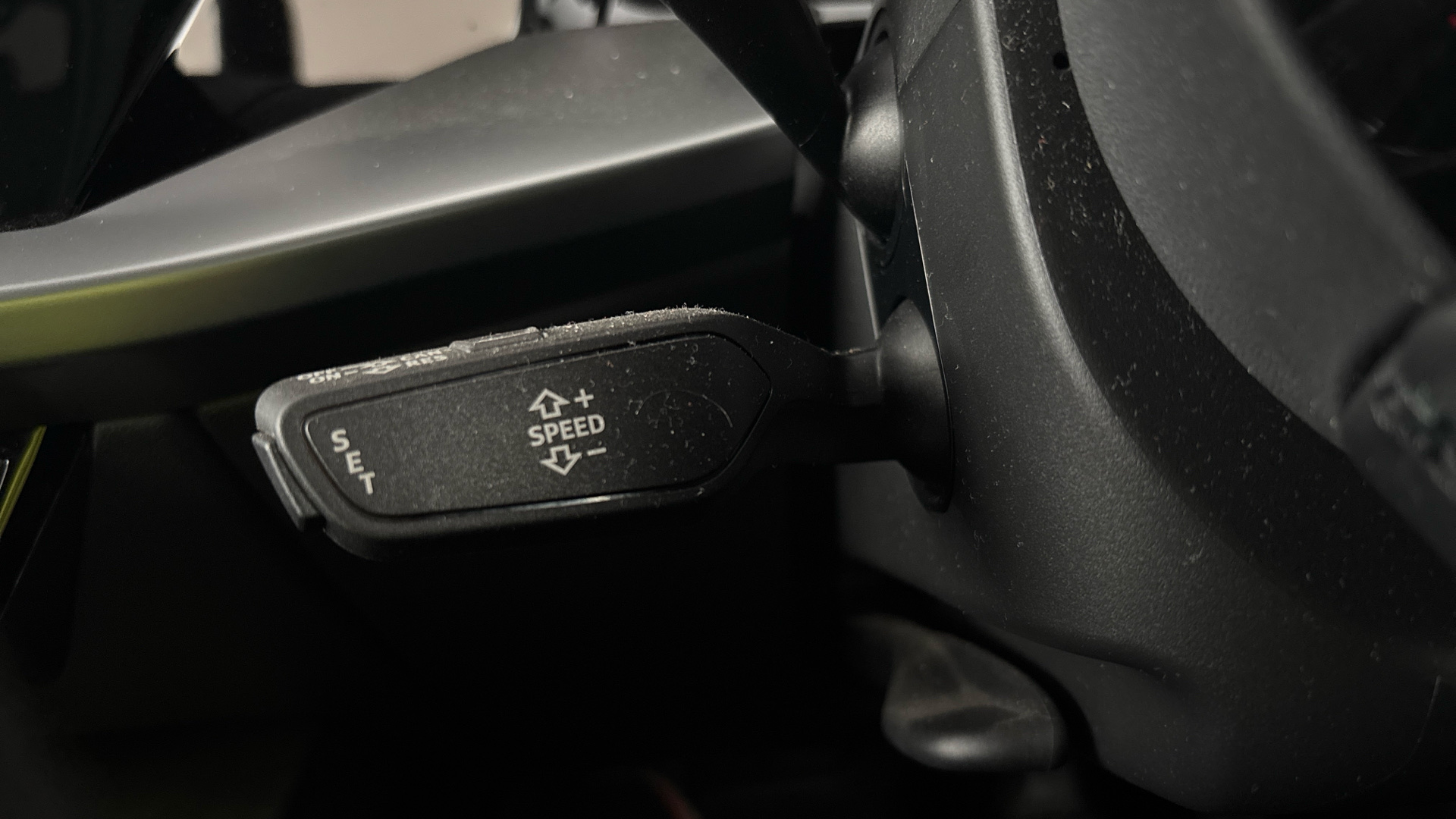 4020655 40 TFSI e Sport 5dr S Tronic