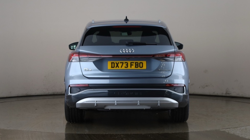 AUDI Q4 Image 4