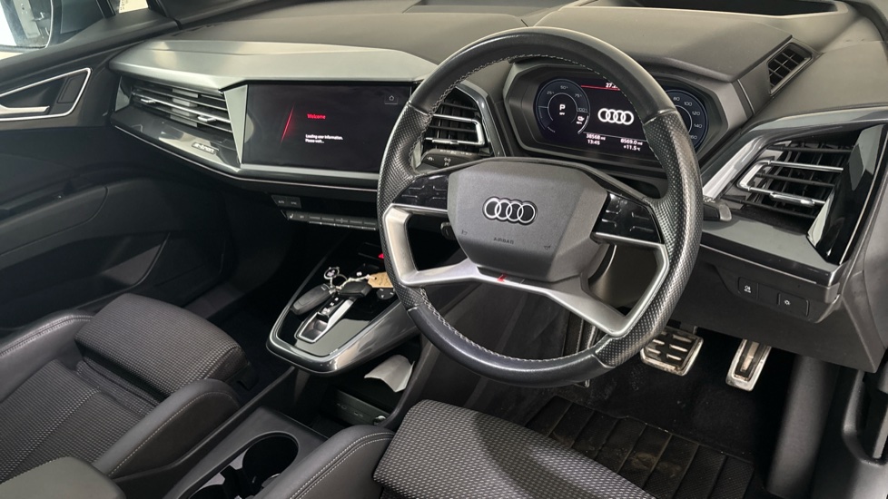 AUDI Q4 Image 9
