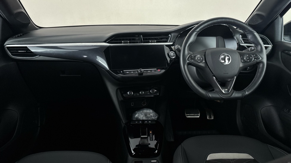 VAUXHALL CORSA Image 11