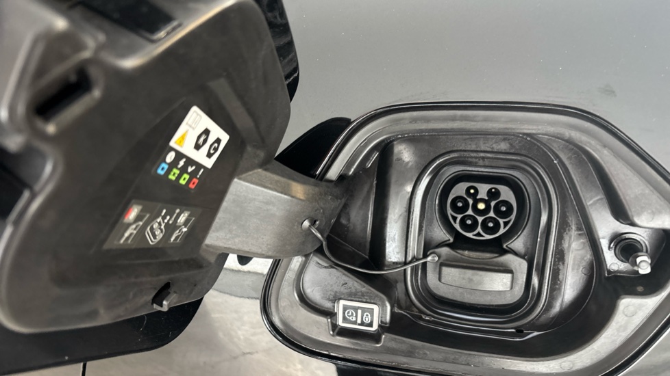 VAUXHALL CORSA Image 21