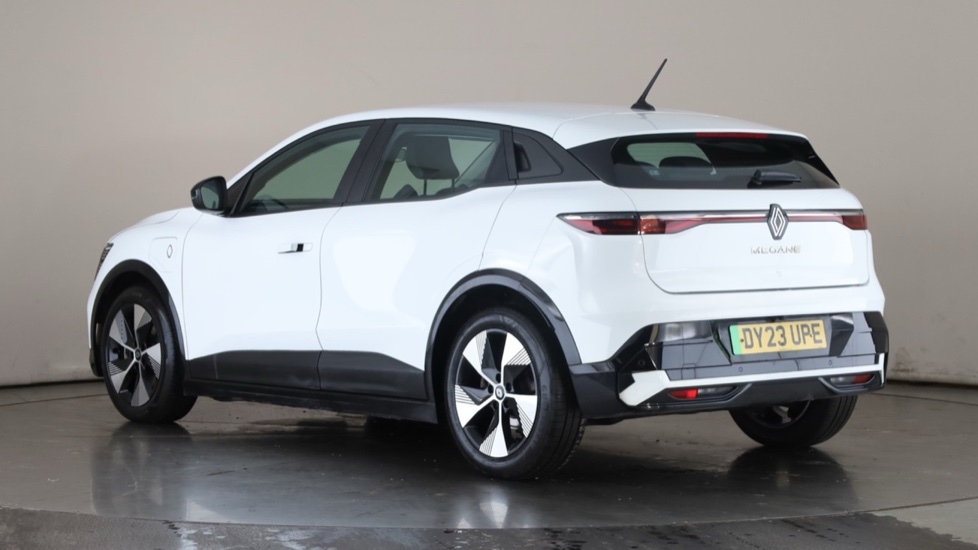 RENAULT MEGANE E-TECH Image 3