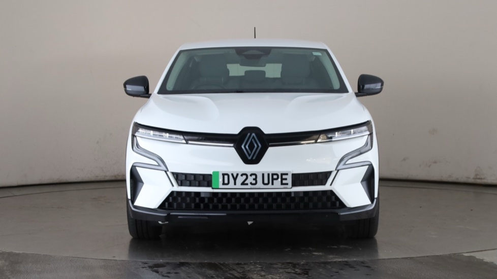 RENAULT MEGANE E-TECH Image 8