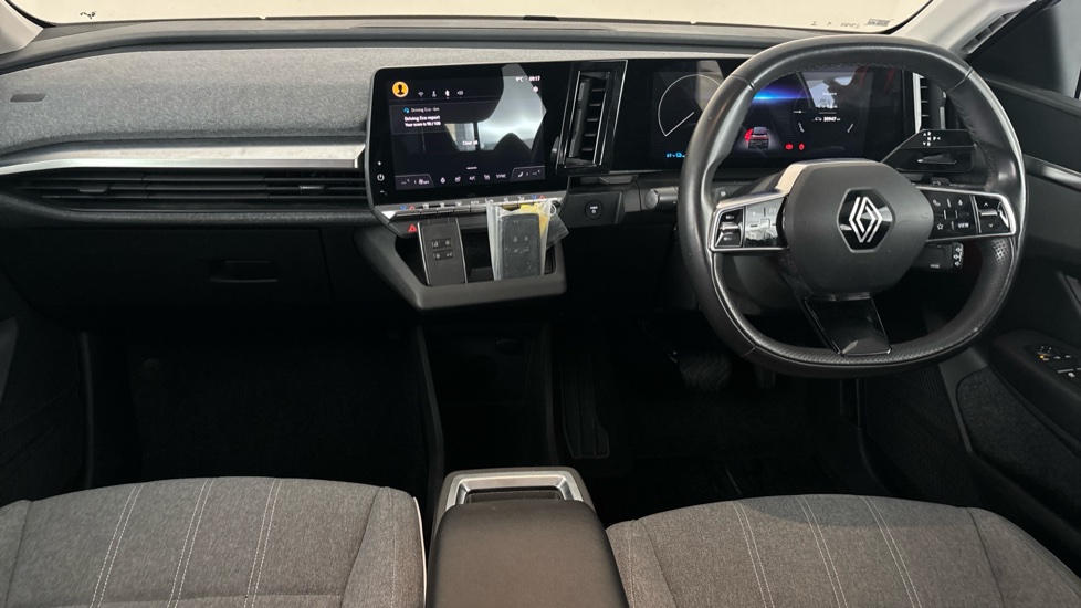 RENAULT MEGANE E-TECH Image 11
