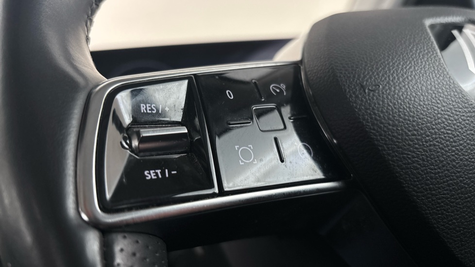 RENAULT MEGANE E-TECH cruise control