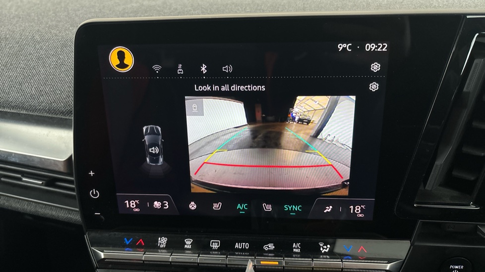RENAULT MEGANE E-TECH reverse camera