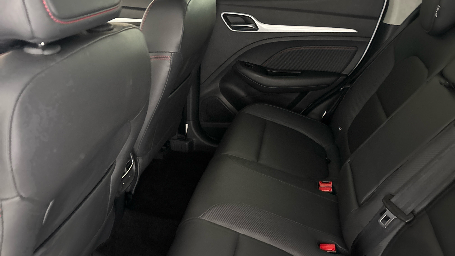 4027774 130kW Trophy EV 51kWh 5dr Auto