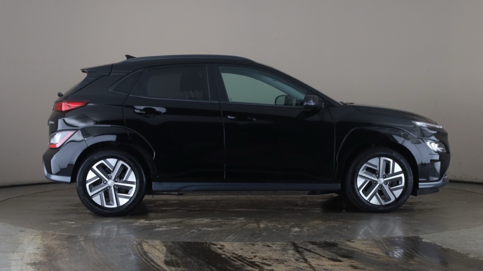 HYUNDAI KONA Image 6