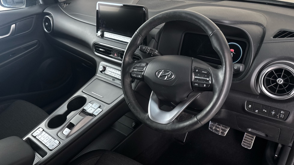 HYUNDAI KONA Image 9