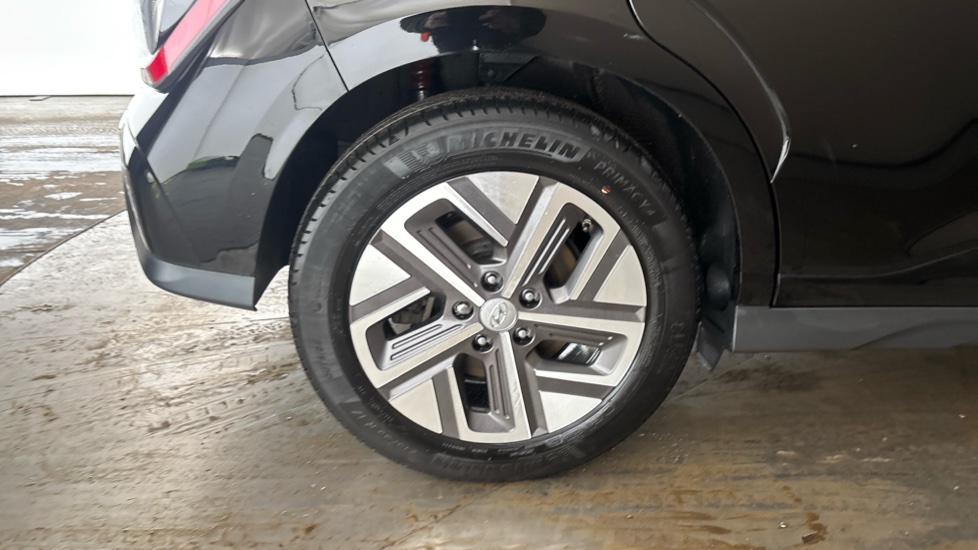 HYUNDAI KONA Image 19