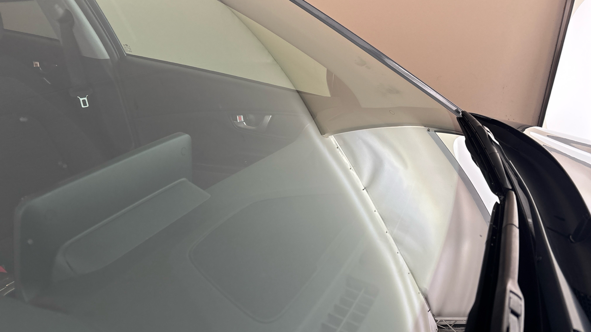 4060352 150kW Premium 64kWh 5dr Auto