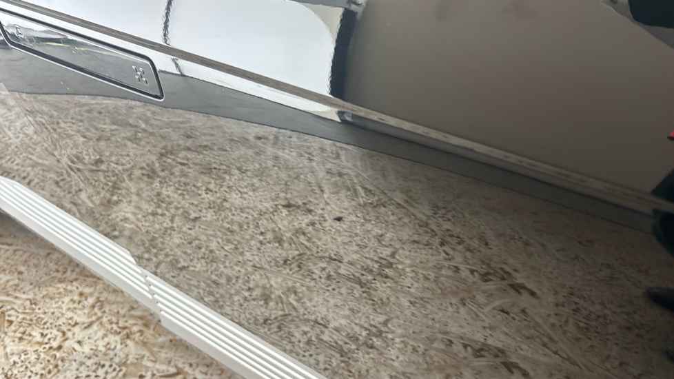 HYUNDAI IONIQ 5 dent