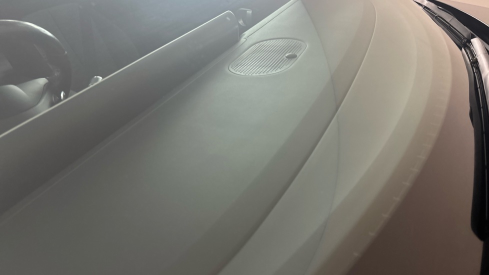 HYUNDAI IONIQ 5 chips