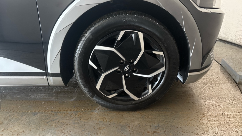 HYUNDAI IONIQ 5 Image 20