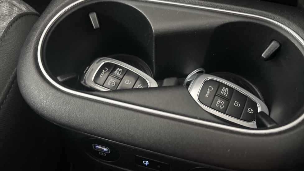 HYUNDAI IONIQ 5 2 keys