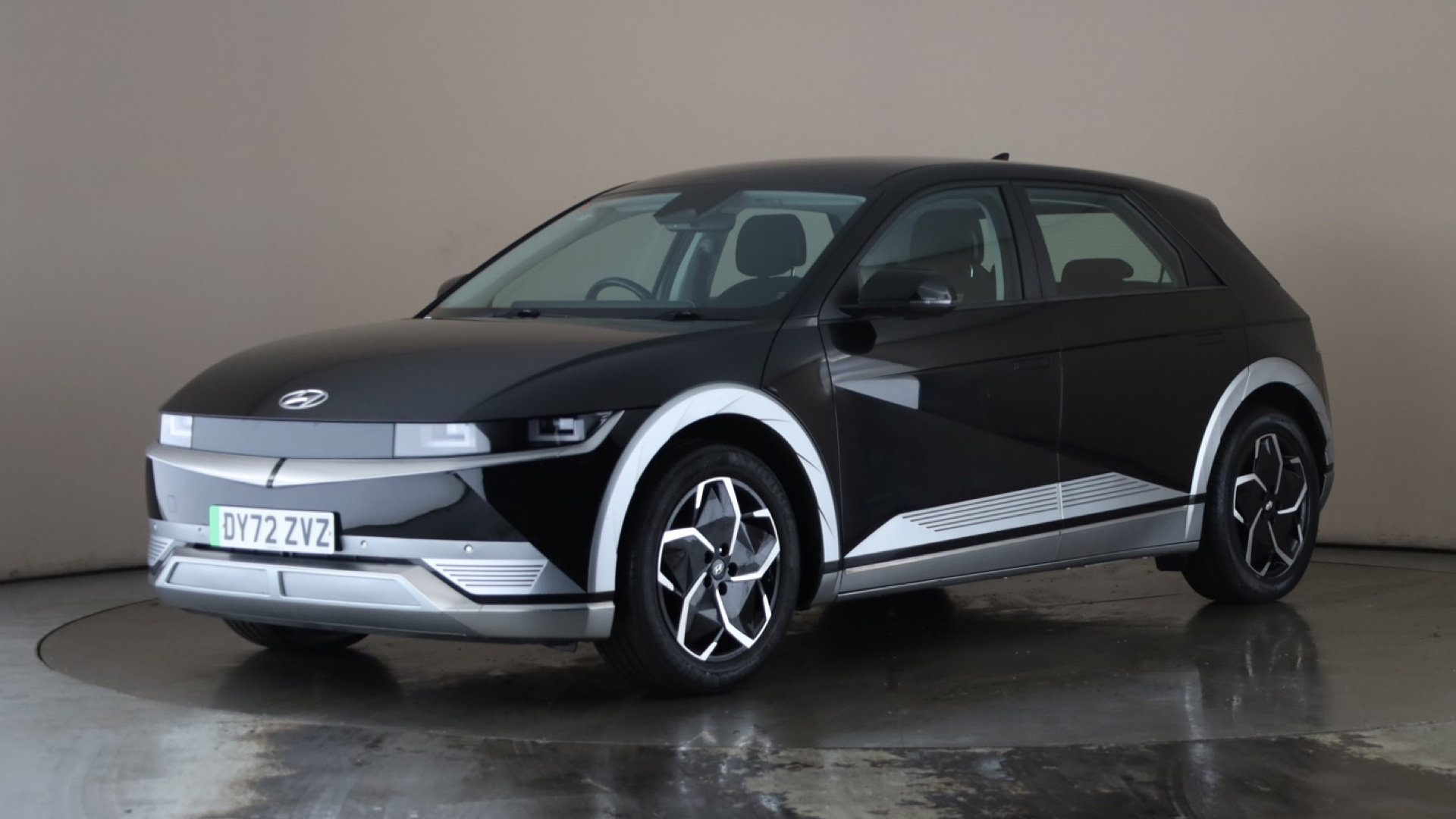 160kW Premium 73 kWh 5dr Auto [2022]
