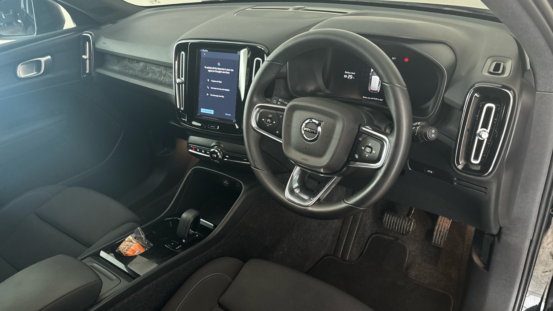 4020632 170kW Recharge Core 69kWh 5dr Auto