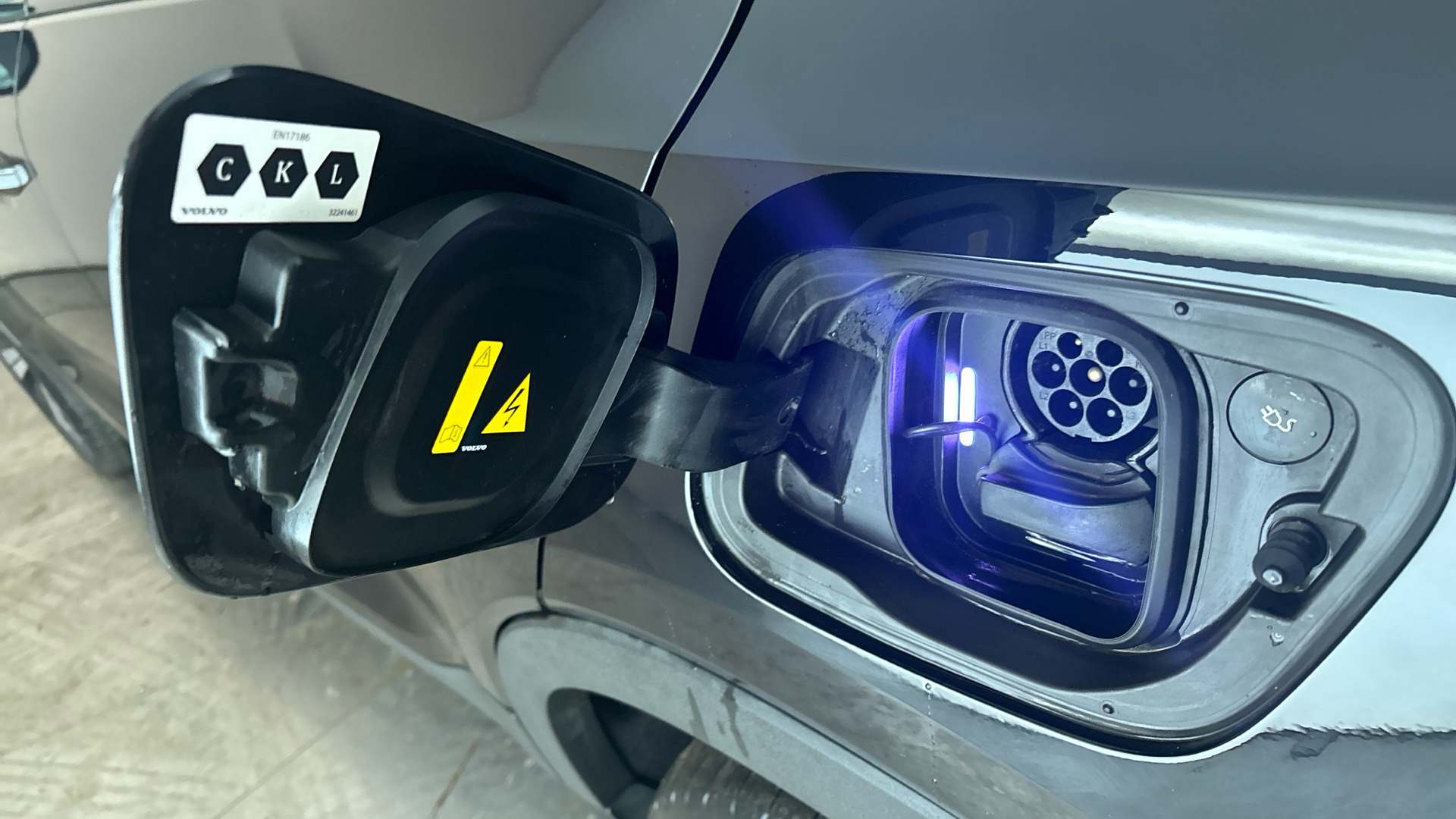 4020632 170kW Recharge Core 69kWh 5dr Auto