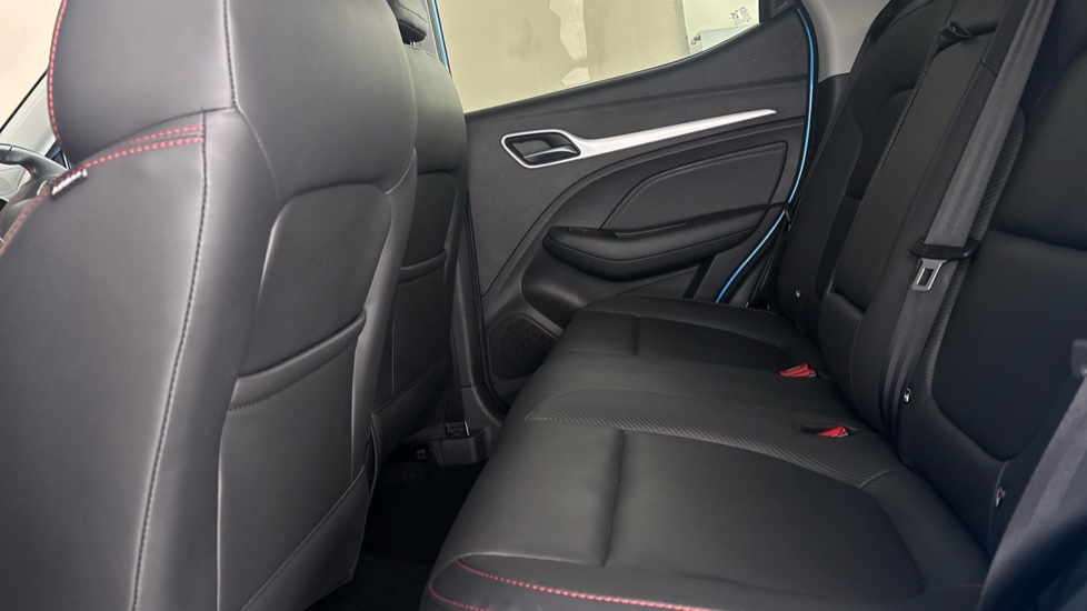 MG ZS Image 14