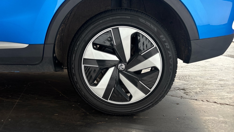 MG ZS Image 18