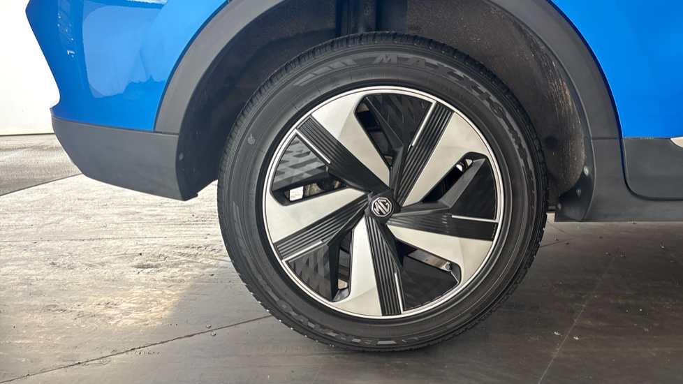 MG ZS Image 19