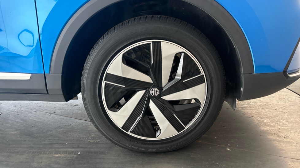MG ZS Image 20