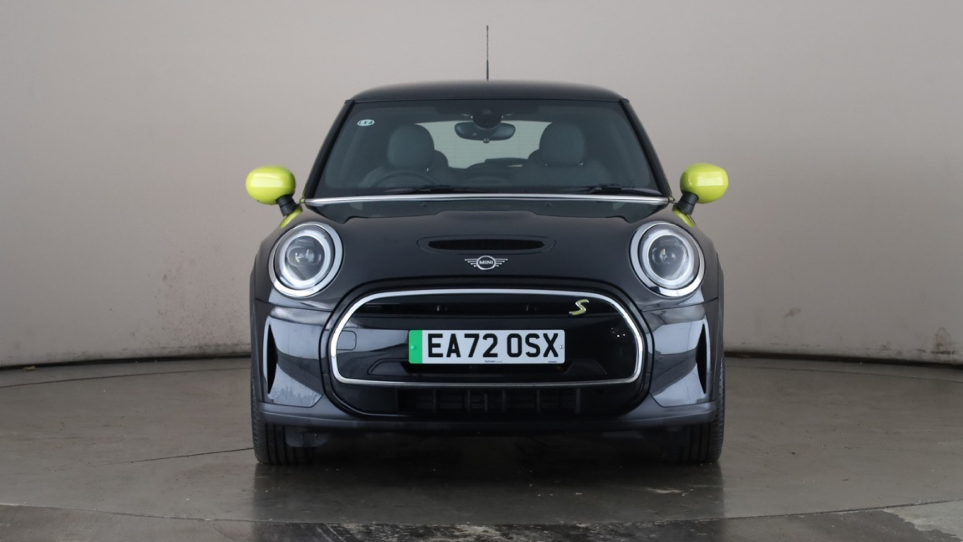 4027644 135kW Cooper S Level 2 33kWh 3dr Auto