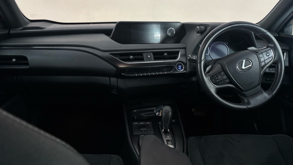 LEXUS UX Image 11