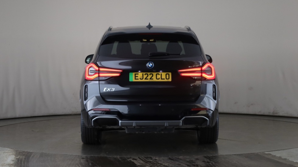 BMW iX3 Image 4