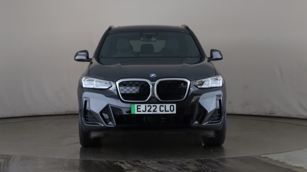 BMW iX3 Image 8