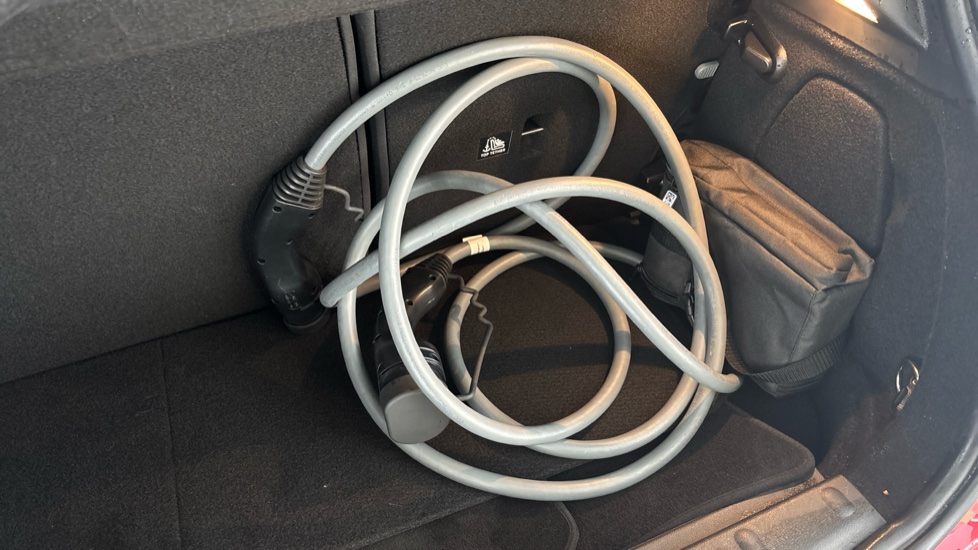 MINI HATCHBACK Image 22
