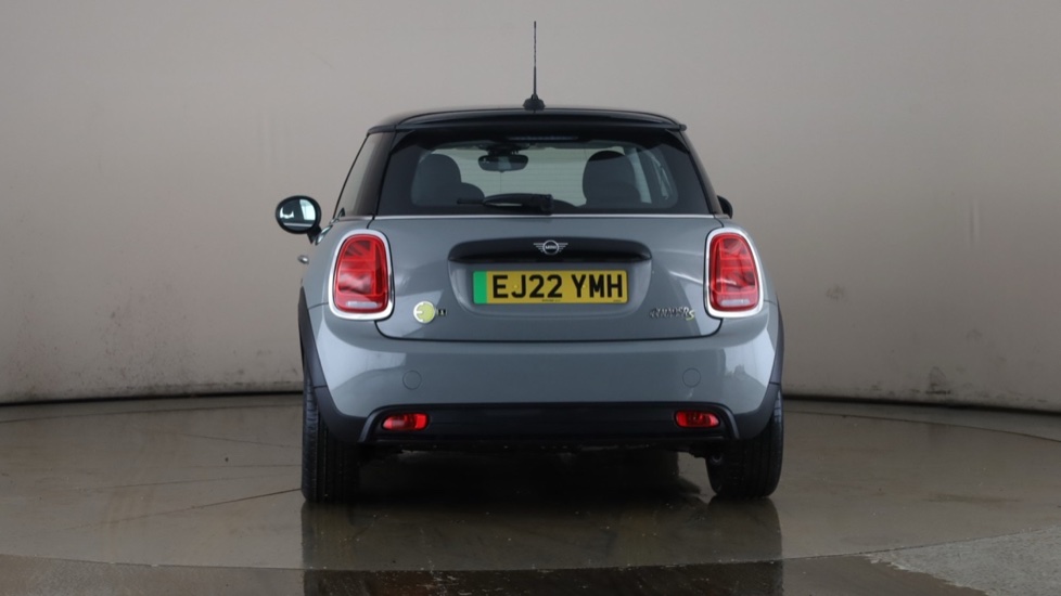 MINI HATCHBACK Image 4