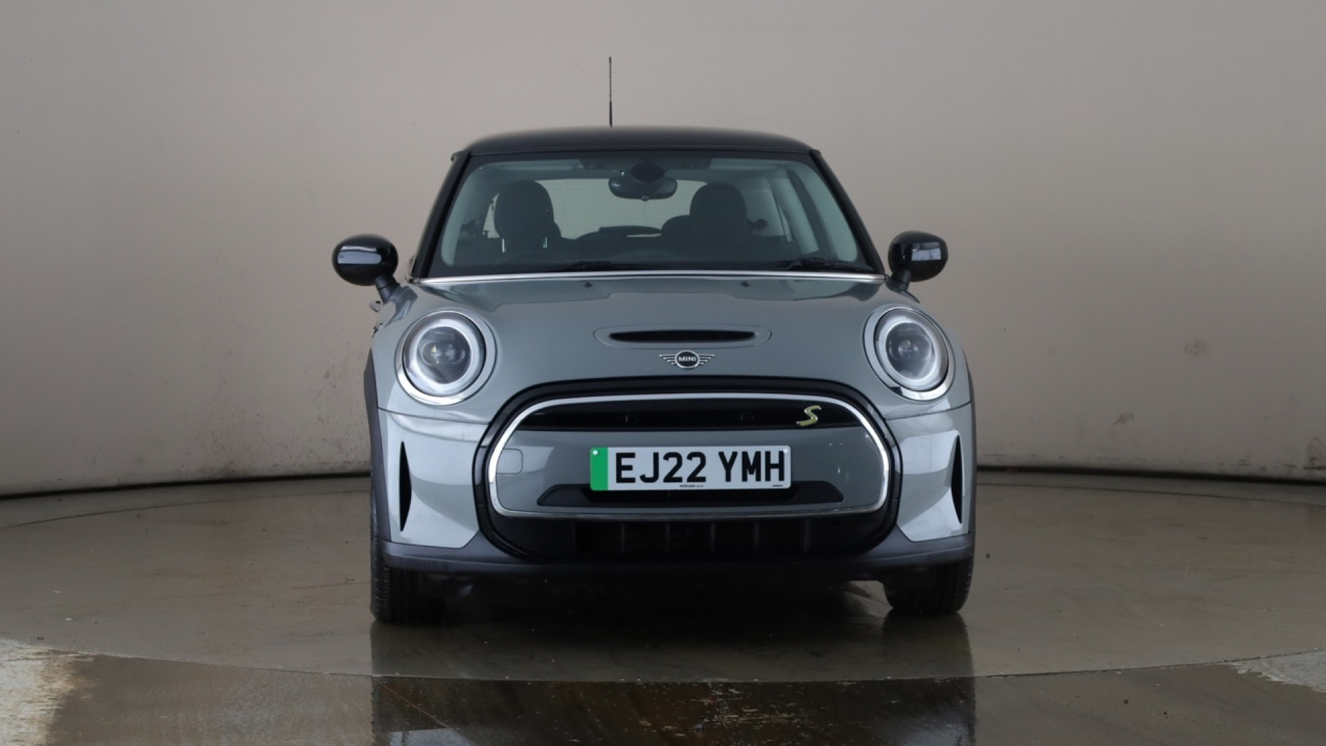 4060166 135kW Cooper S Level 1 33kWh 3dr Auto