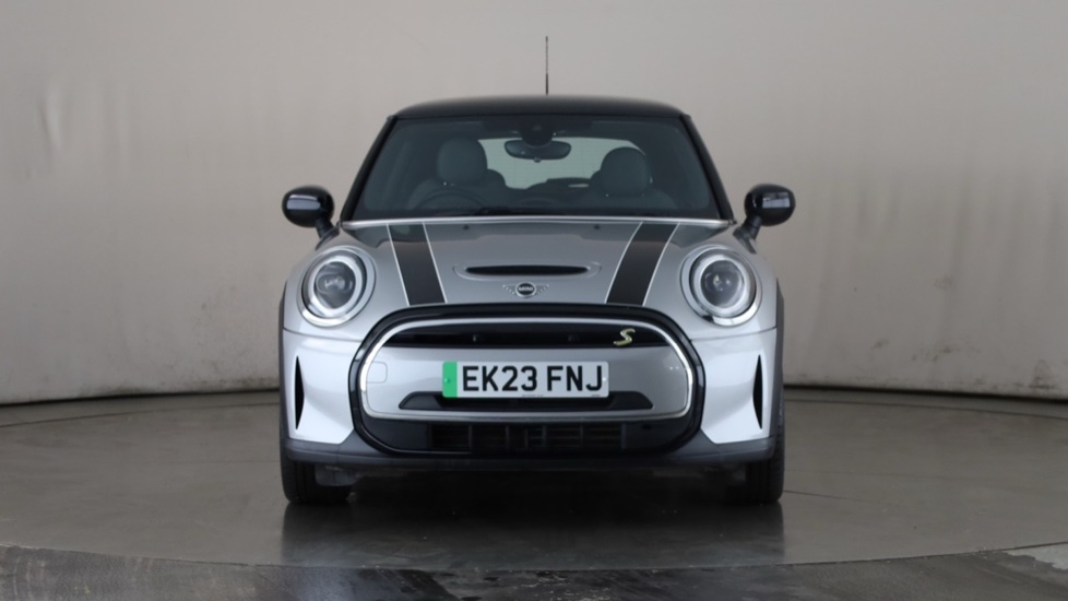 MINI HATCHBACK Image 8