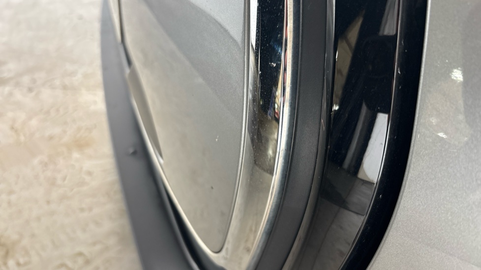 MINI HATCHBACK chips