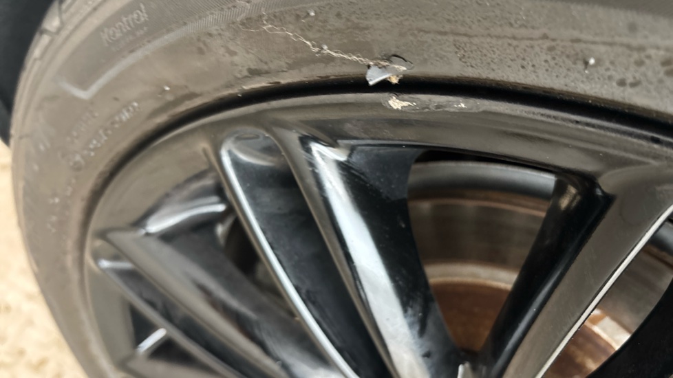 MINI HATCHBACK scuff